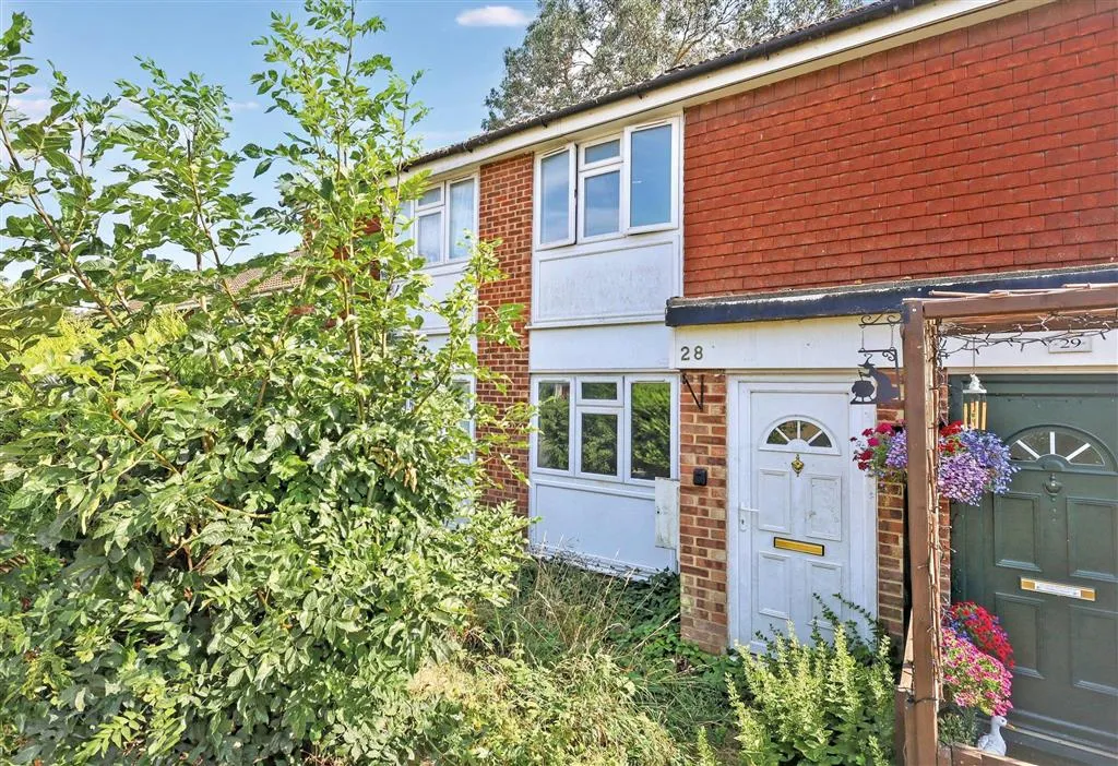 28, Bryant Close, BARNET, Hertfordshire, EN5 2TG