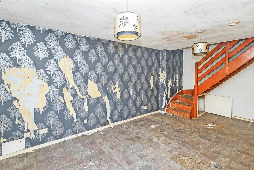 28, Bryant Close, BARNET, Hertfordshire, EN5 2TG