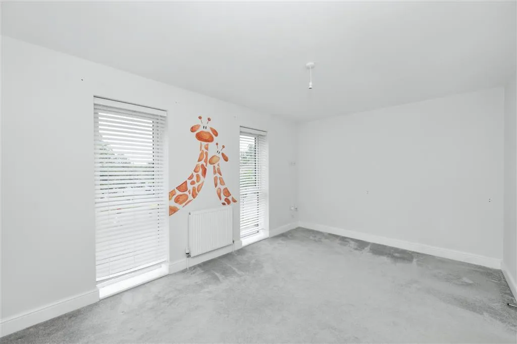 7e, Hall Grove, WELWYN GARDEN CITY, Hertfordshire, AL7 4PJ