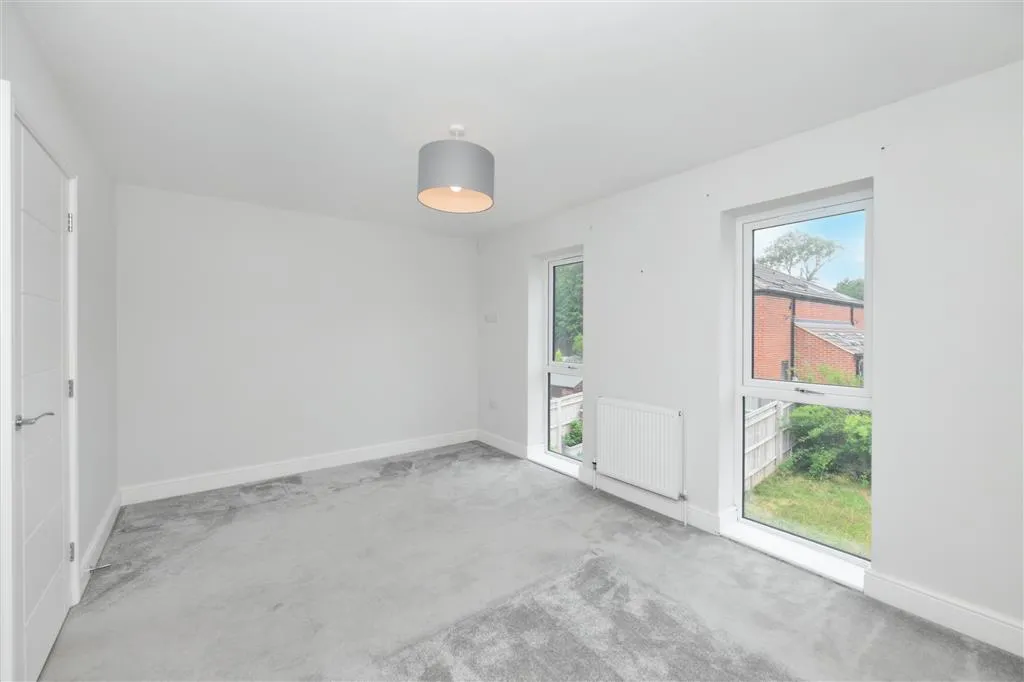 7e, Hall Grove, WELWYN GARDEN CITY, Hertfordshire, AL7 4PJ