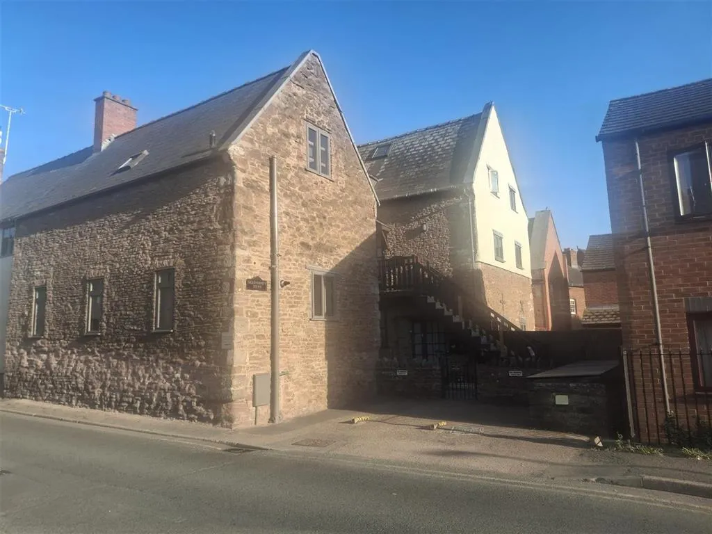 Flat 5, Serendipity Mews, Greytree Road, ROSS-ON-WYE, Herefordshire, HR9 7DQ