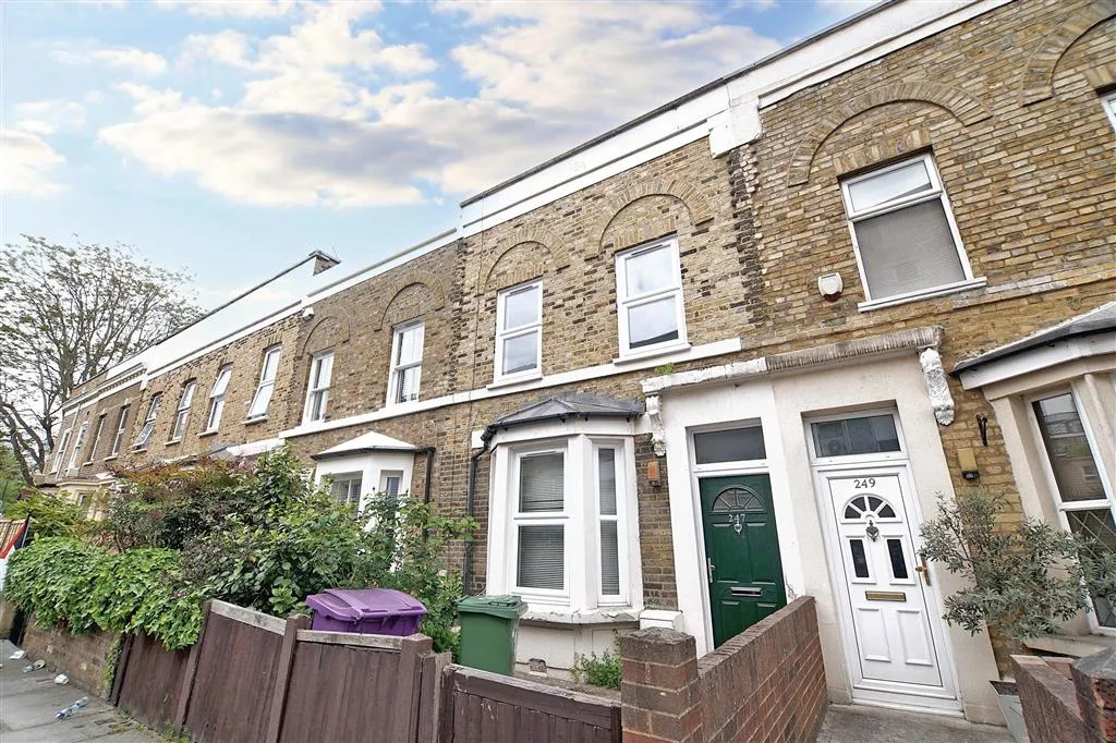 247, Westferry Road, London, E14 3RS