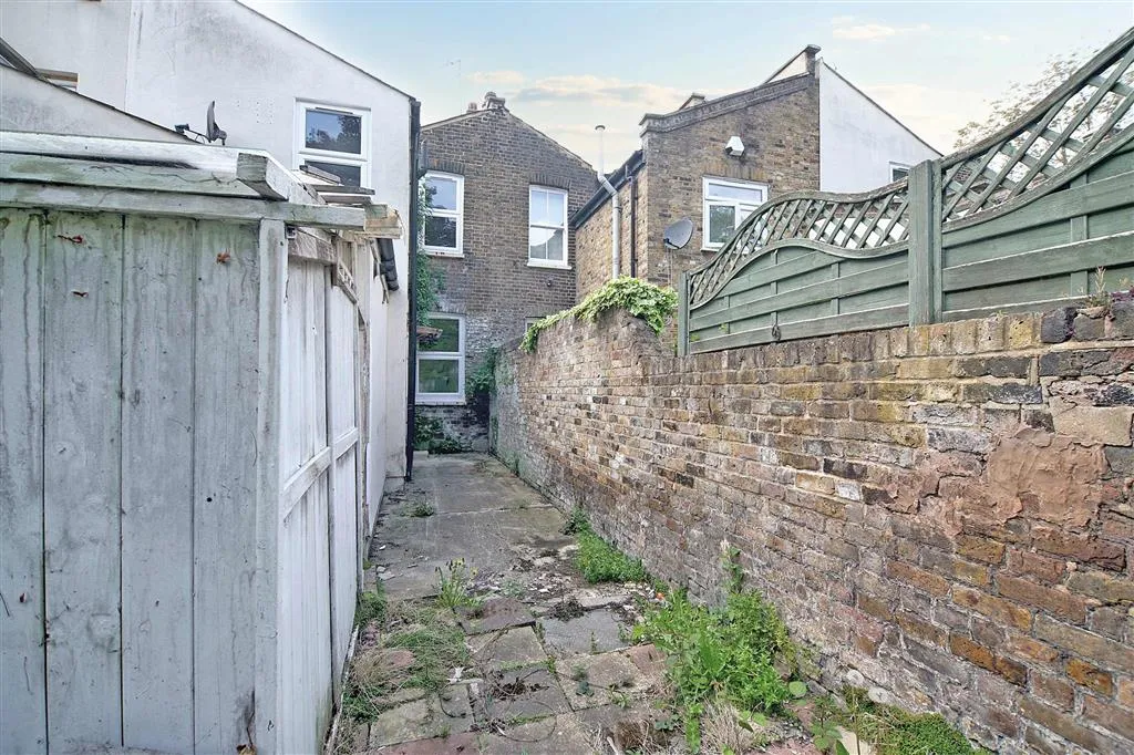 247, Westferry Road, London, E14 3RS