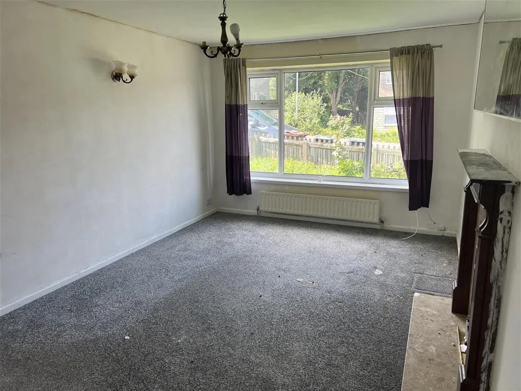 49, Glenrose Drive, BRADFORD, West Yorkshire, BD7 2QQ