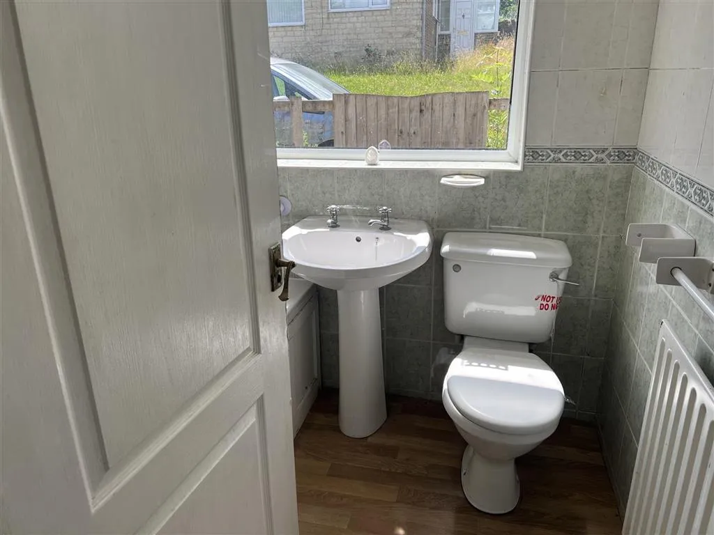 49, Glenrose Drive, BRADFORD, West Yorkshire, BD7 2QQ