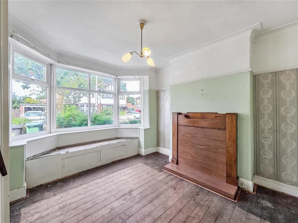 2, Longfield Avenue, MANCHESTER, Lancashire, M41 9DP