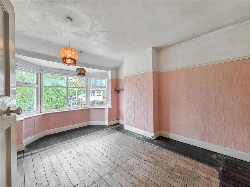 2, Longfield Avenue, MANCHESTER, Lancashire, M41 9DP