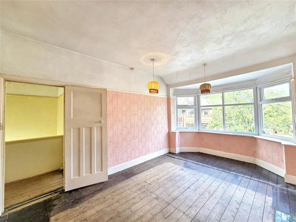 2, Longfield Avenue, MANCHESTER, Lancashire, M41 9DP