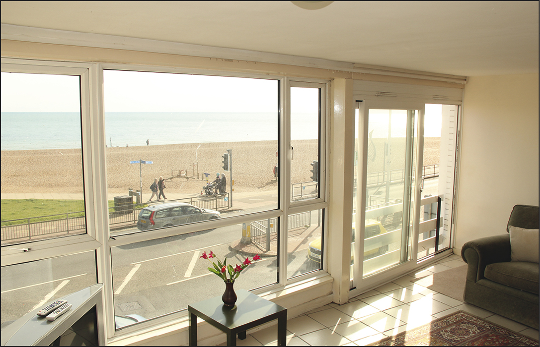 Flat 4 Castle Court (incl. Flats 2–3, 5–9 & 12), Denmark Place, Hastings, East Sussex TN34 3DX