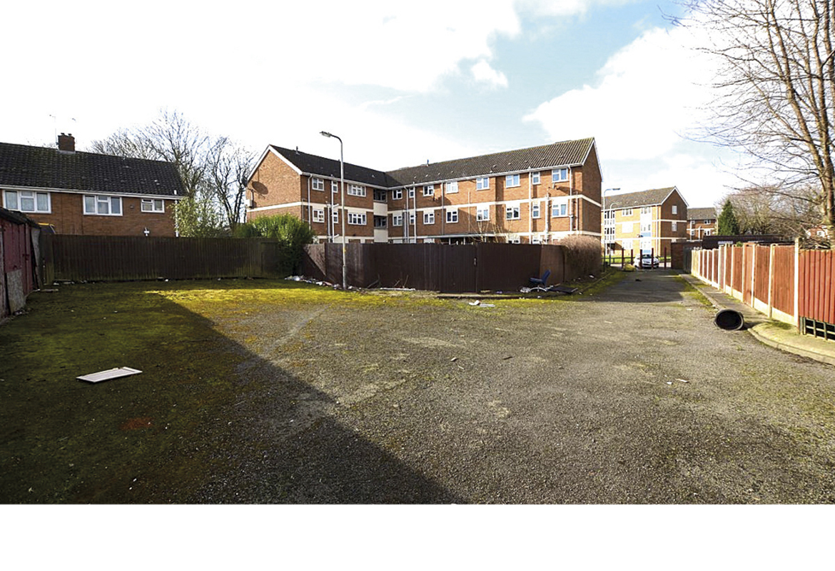 Garages r/o 75–81 Hall Green Street, Bilston, West Midlands WV14 8TH