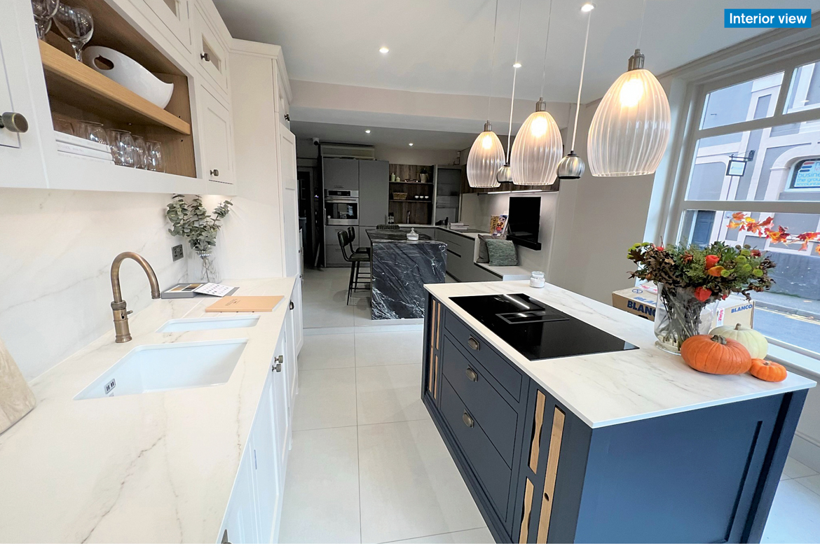 Freehold Commercial/Residential Investment