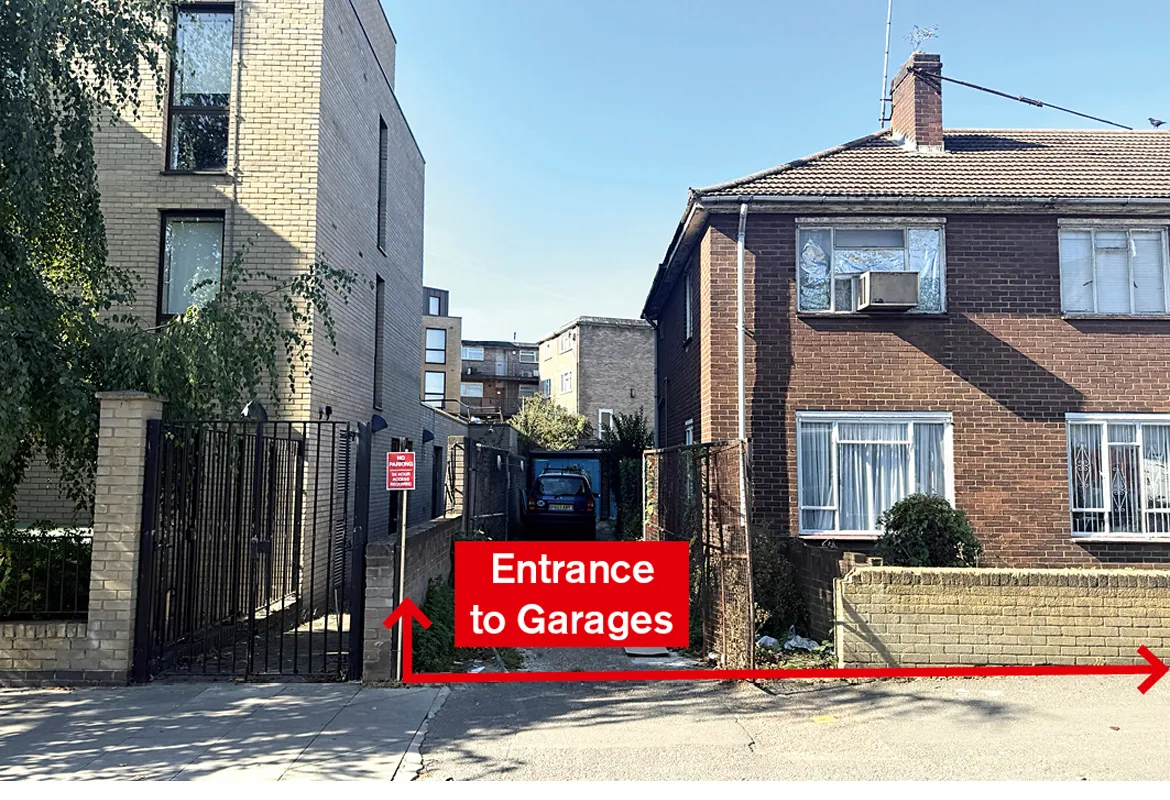 Flats 1–4 Longner Court & 6 Garages, Cranwich Road, Stamford Hill, London N16 5HY