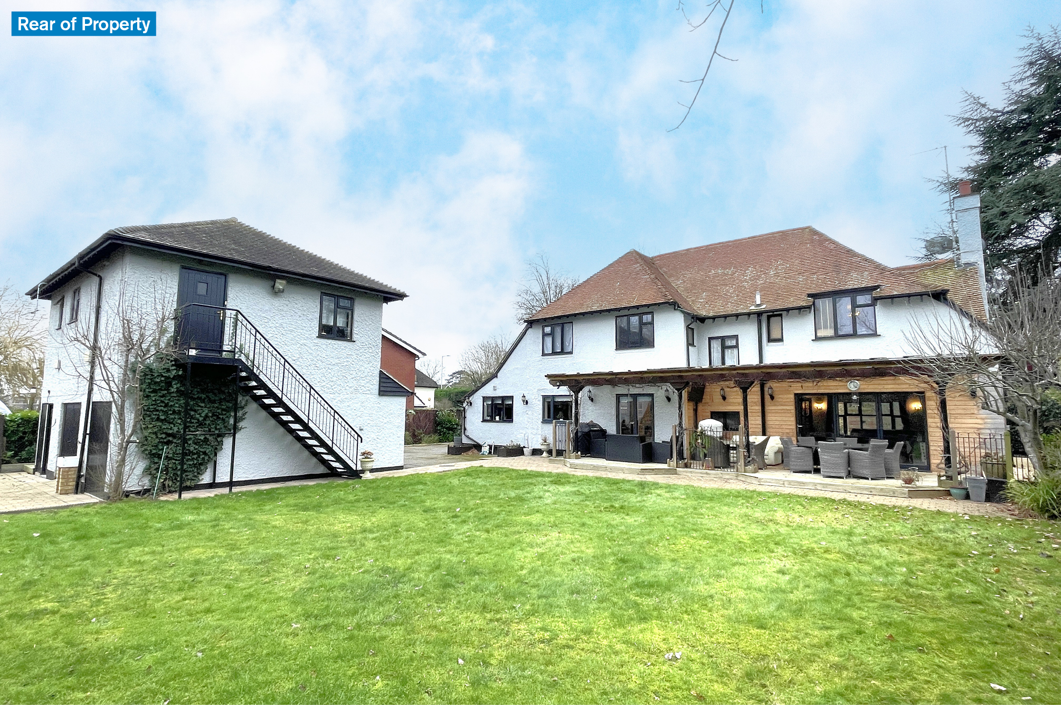 18 Bromham Road, Biddenham, Bedford, Bedfordshire MK40 4AF