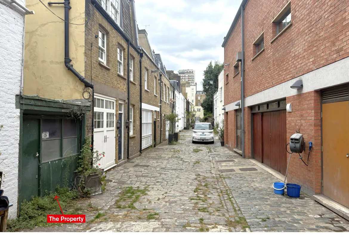 5 Hugh Mews, Pimlico, London SW1V 1QH
