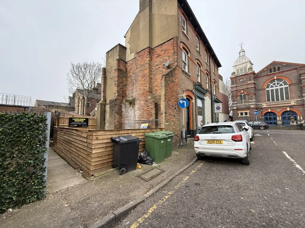 Land at 48b High Town Road, Luton, LU2 0DE