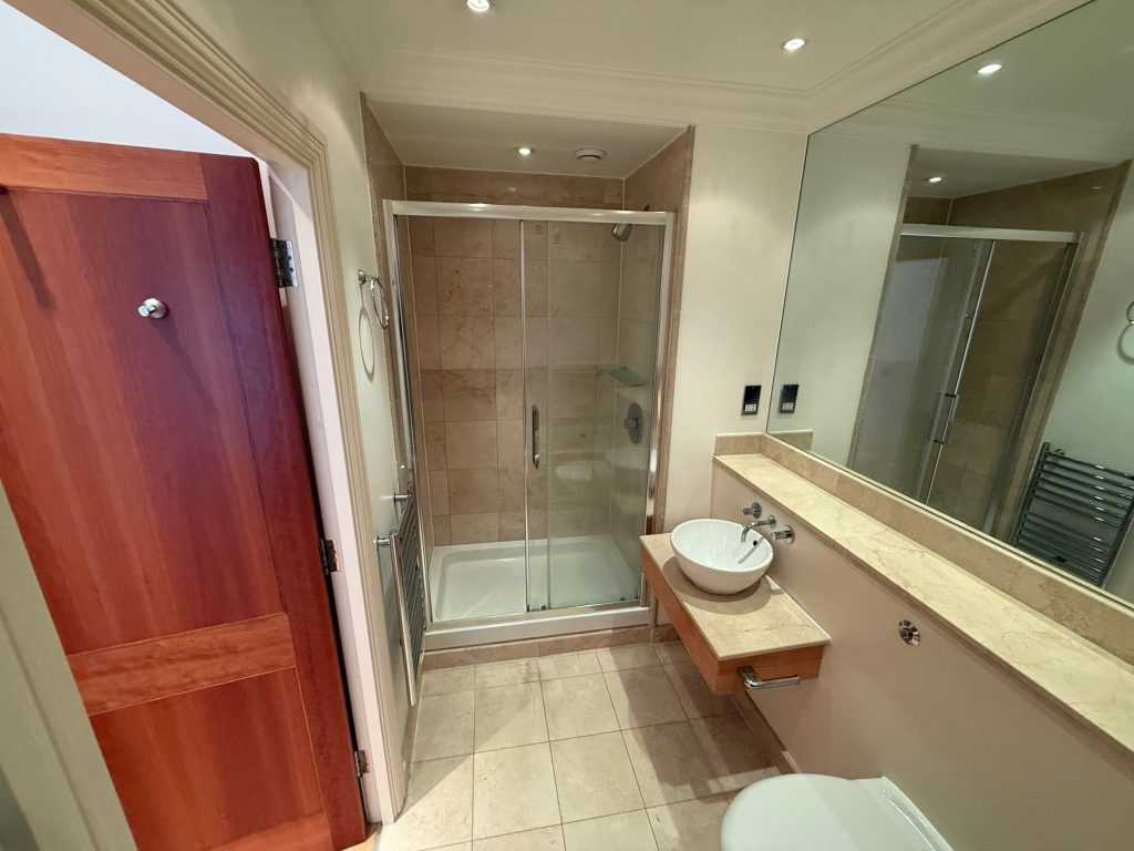 23 Lime House, 33, Melliss Avenue, Kew, TW9 4AE