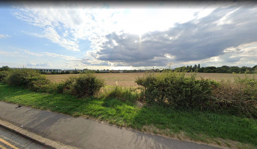 Land off Hatch Lane, Heathrow, UB7 0LJ