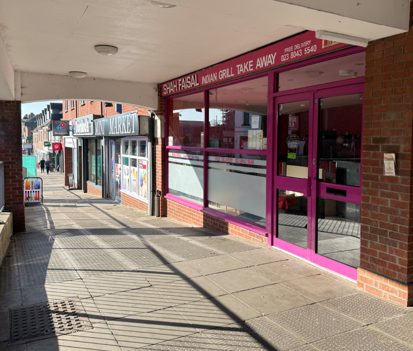 Bitterne Road, Bitterne Village, Southampton, Hampshire, SO18 5EE