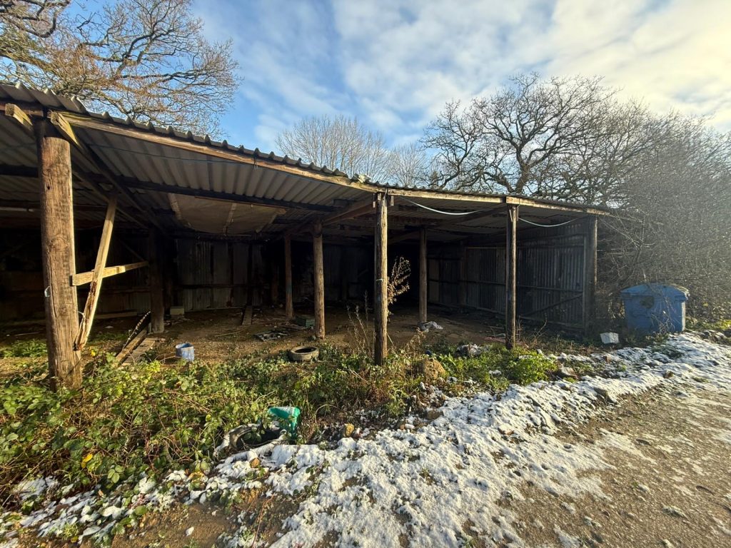 Land at Bonnetts Lane, Gatwick RH11 0NY