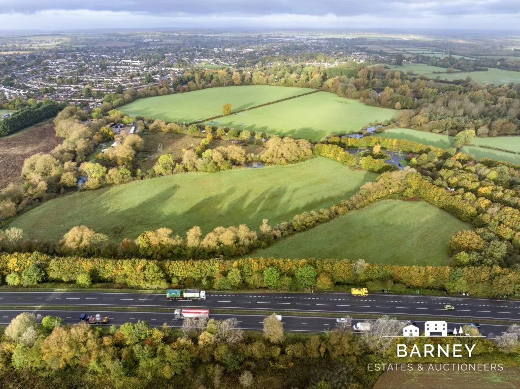 Land at Third Bridge Bicester Road, Hampton Poyle, OX5 2JJ
