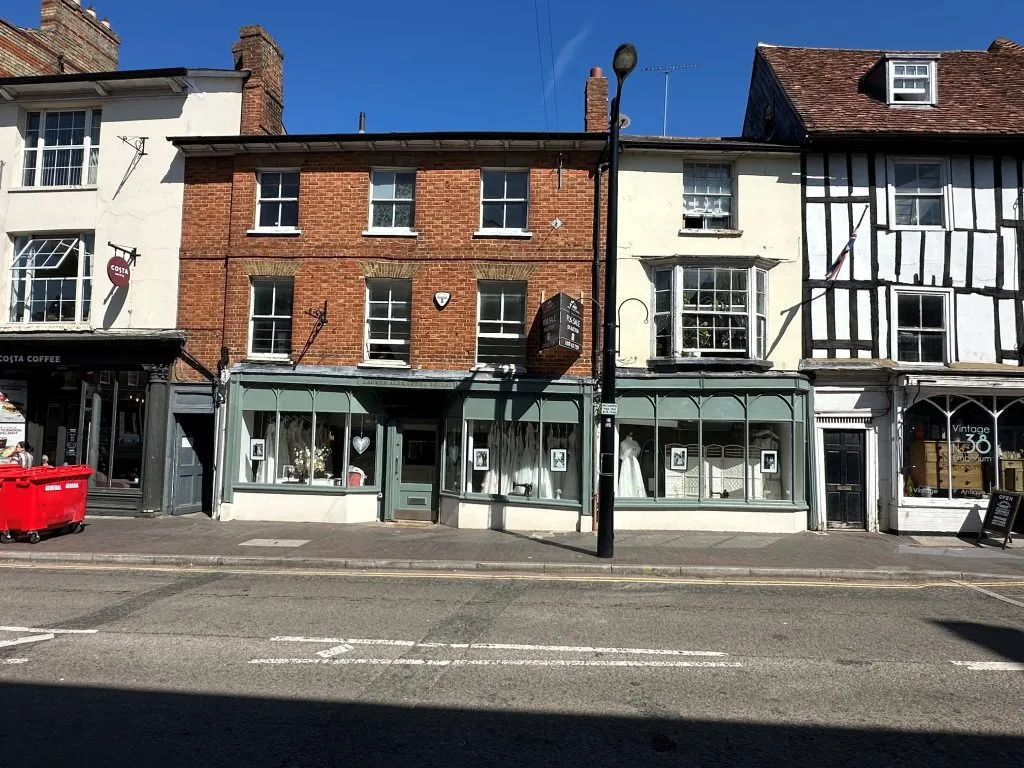 40 – 42 High Street Newport Pagnall, Buckinghamshire, MK16 8AQ