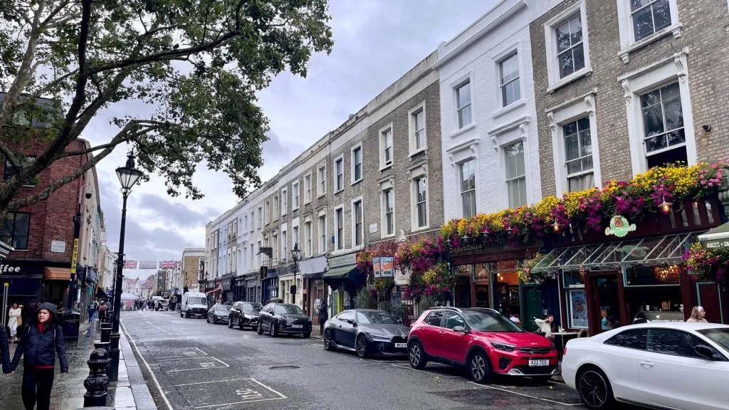 269a Portobello Road, London, W11 1LR