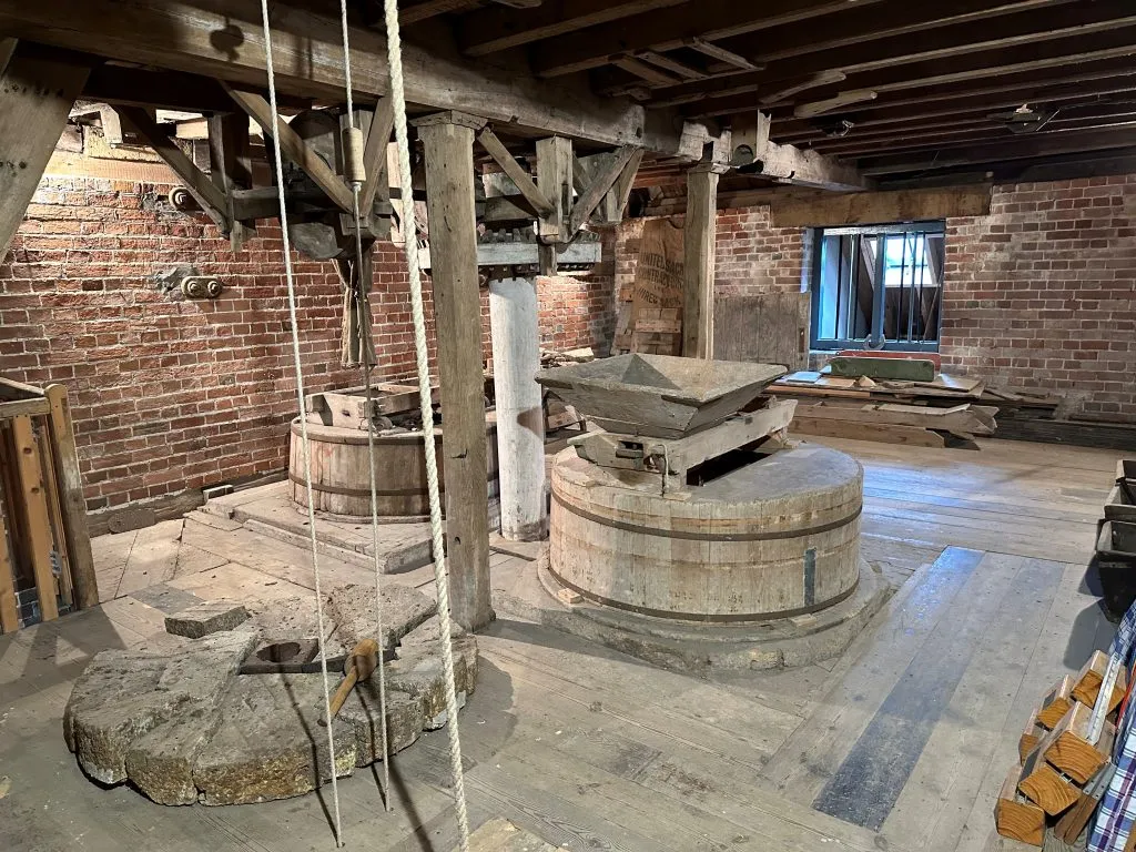Hockley Mill, Church Lane, Twyford, Winchester, SO21 1NT