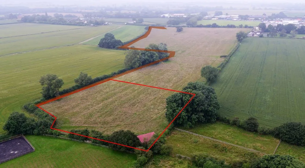 Land and Barn at, Wendover Road, Stoke Mandeville, Aylesbury, HP22 5GX
