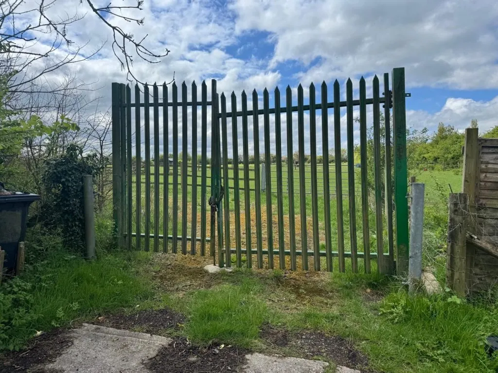 Land on London Road, Royston, London, SG8 8EY
