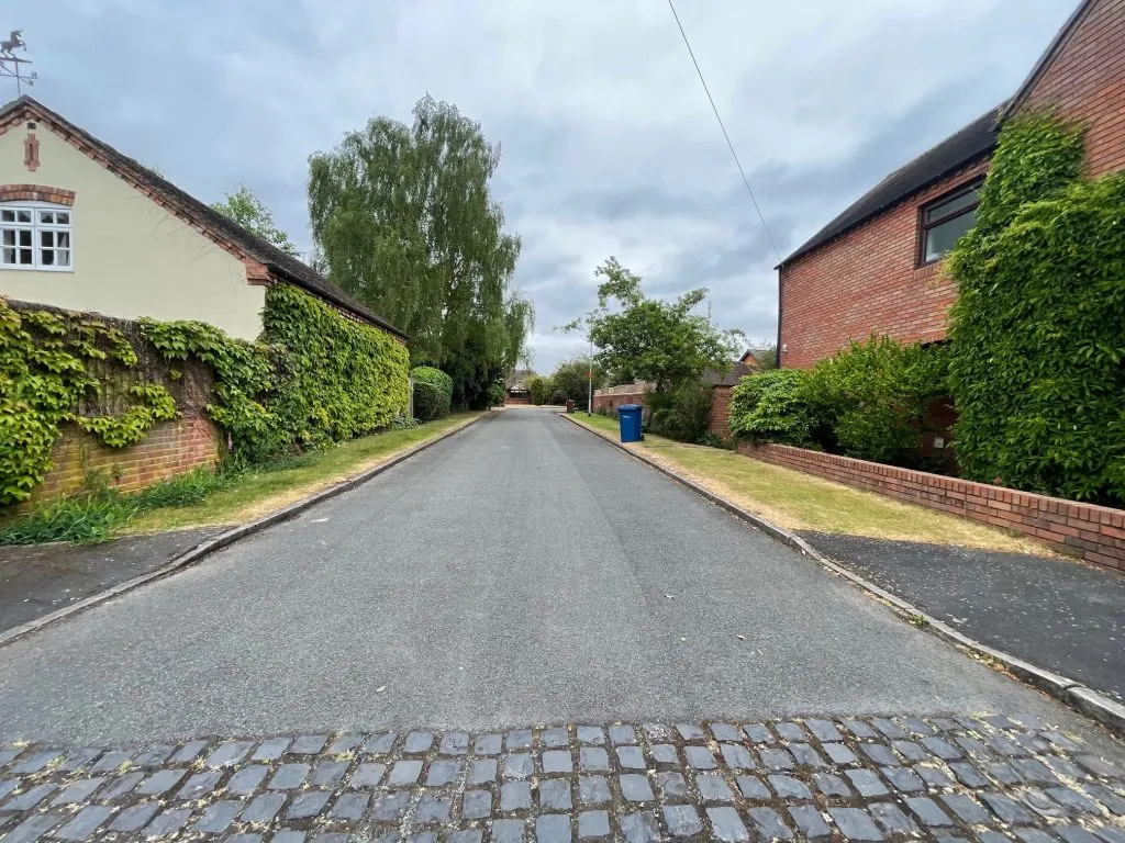 Land at The Moorings, Burton on Trent, DE1 7BG