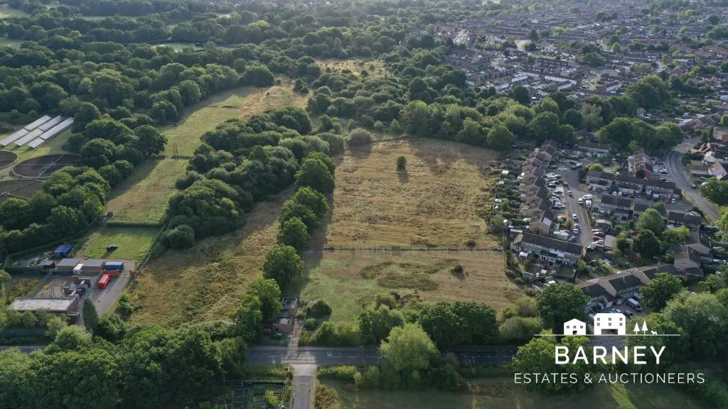 Land off Swan Lane, Berkshire, GU47 9DA