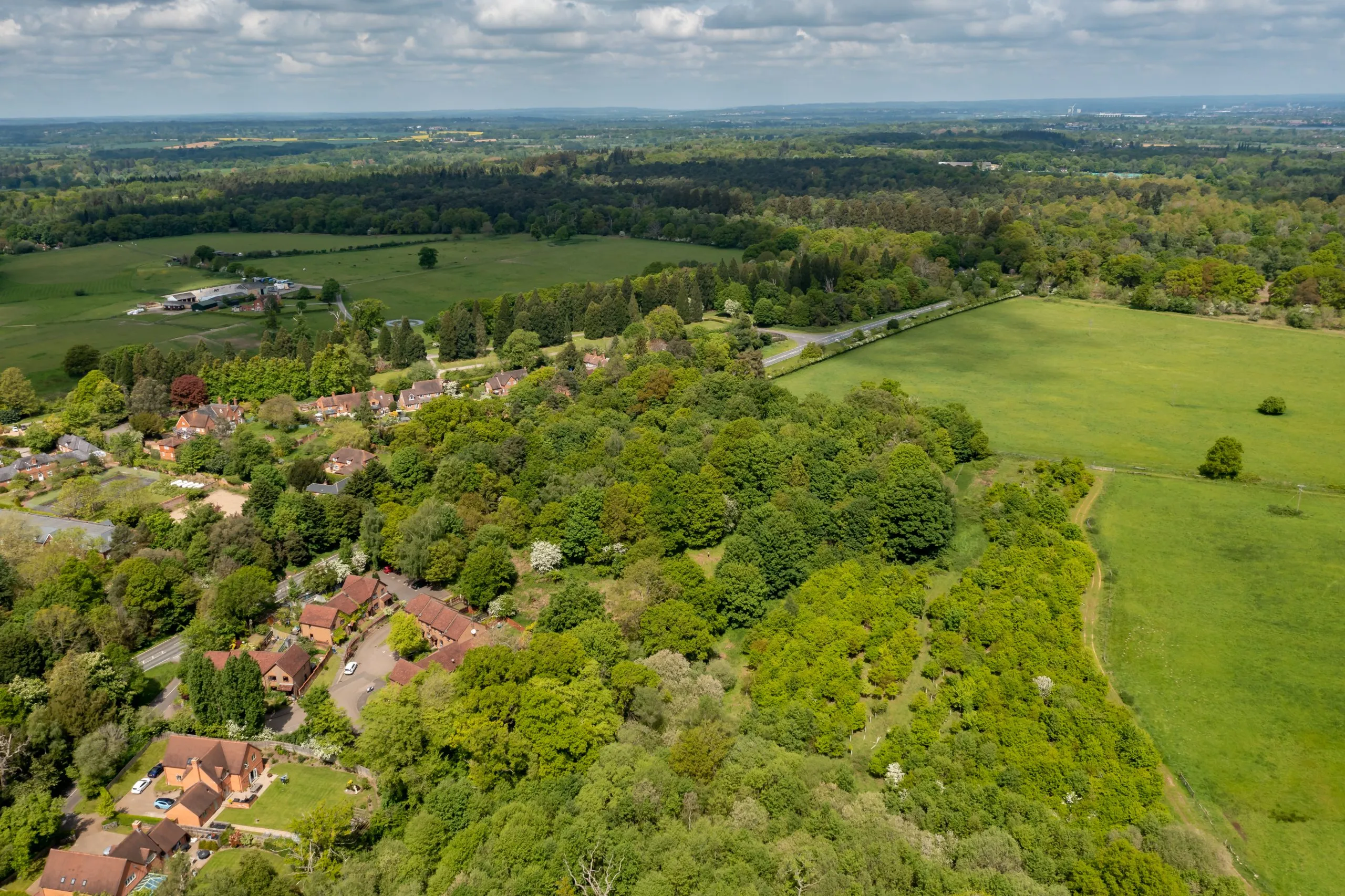 Land to the East side of Reading Road, Heckfield, Hook, Hampshire, RG27 0JY