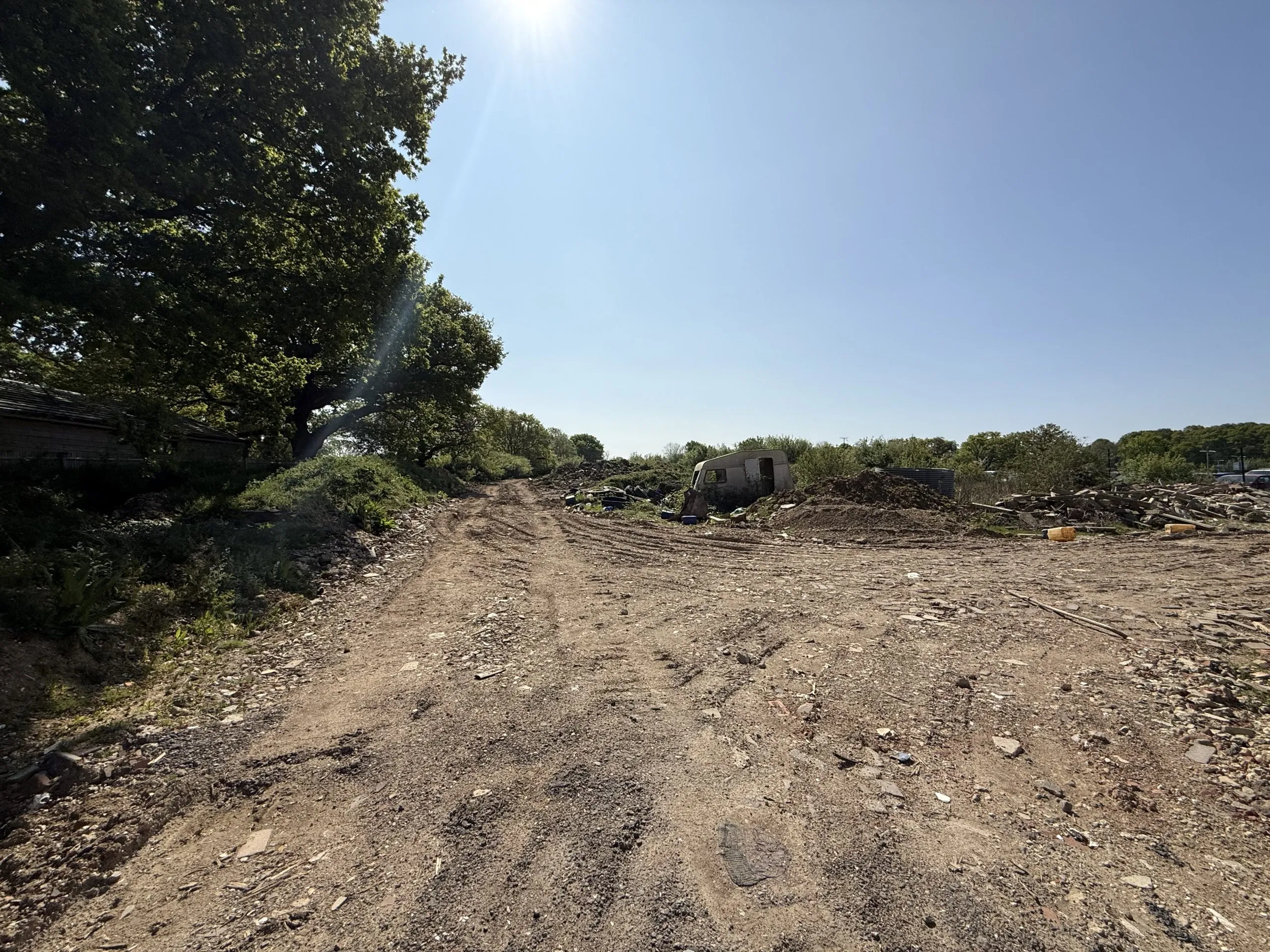 Land off Bonnetts Lane, Gatwick, West Sussex, RH11 0NY