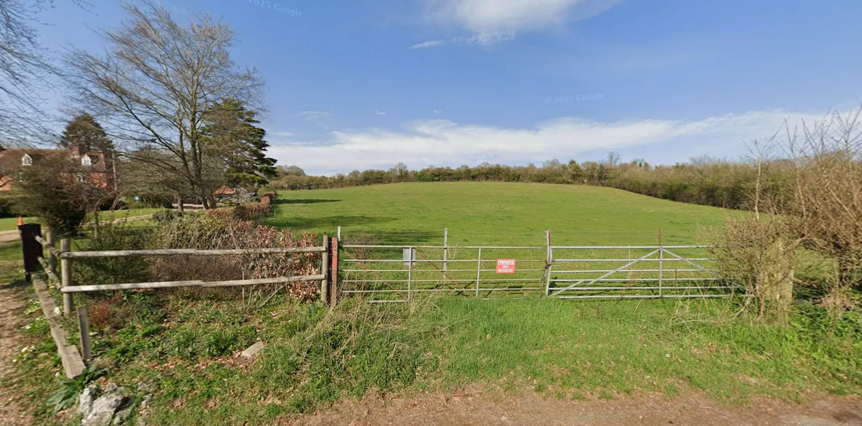 Land off Mundaydean Lane, Marlow, SL7 3BT