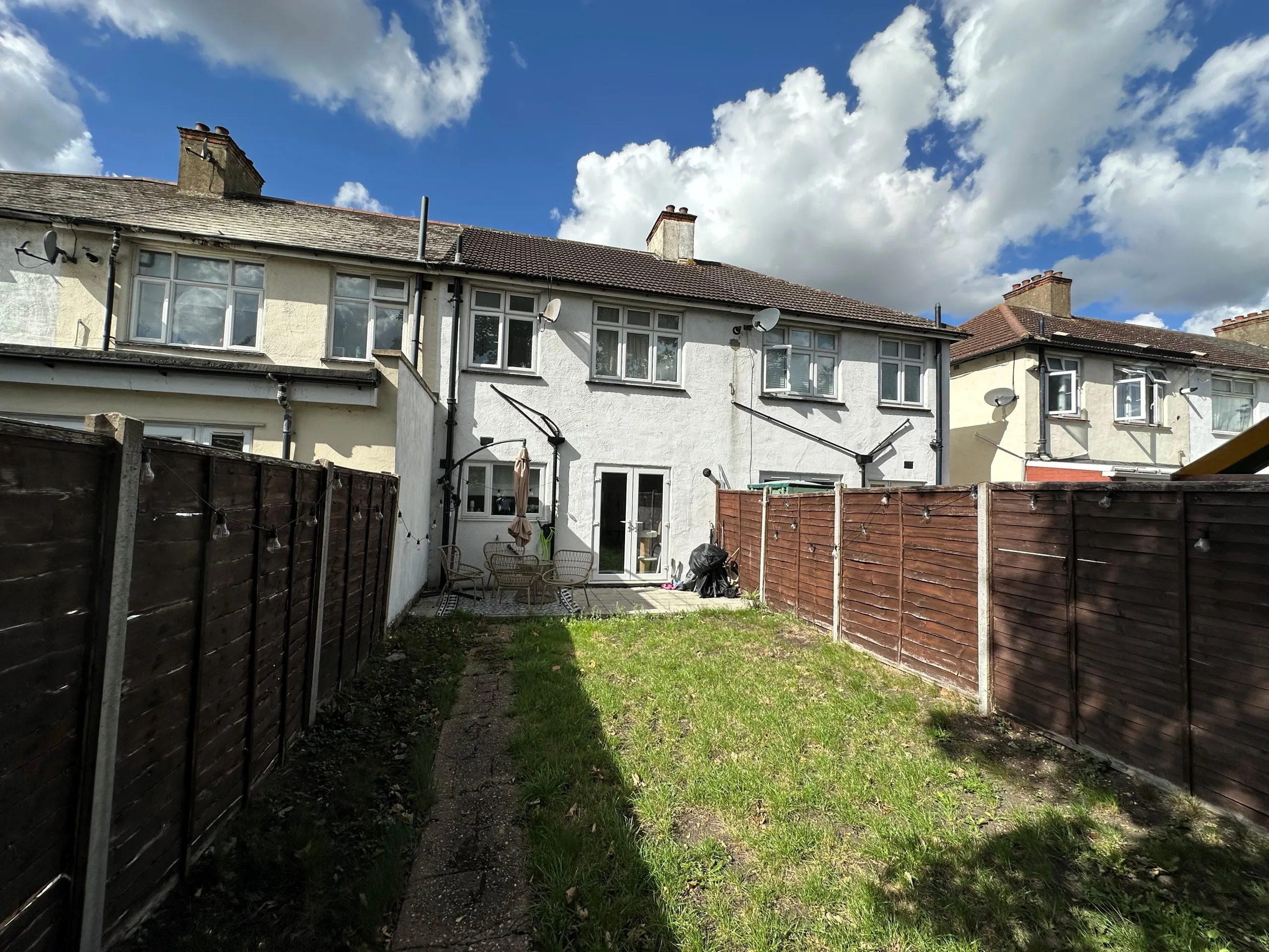 6 The Chase, Chadwell Heath, Romford RM6 6UR
