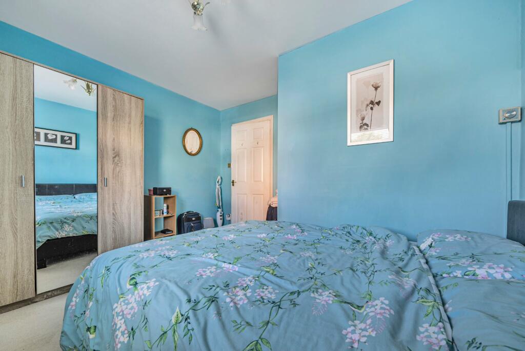 1 bed Apartment