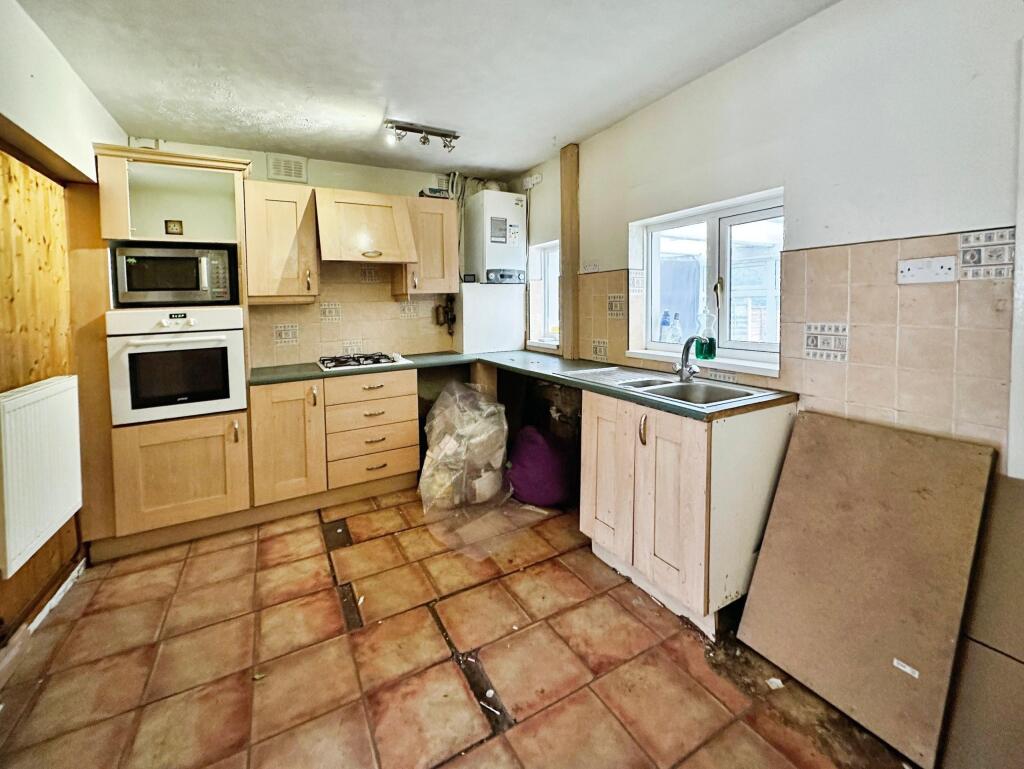 3 bed Semi-Detached