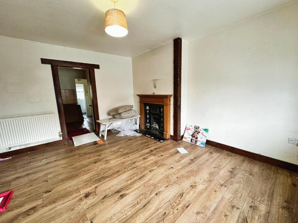 3 bed Semi-Detached