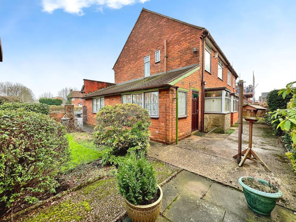 3 bed Semi-Detached