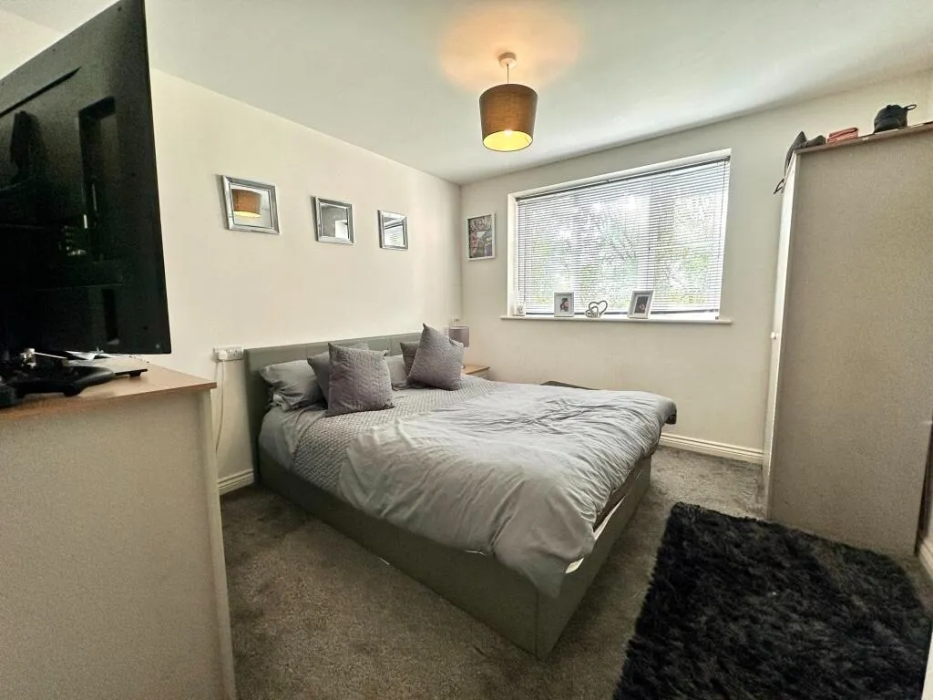 2 bed Apartment