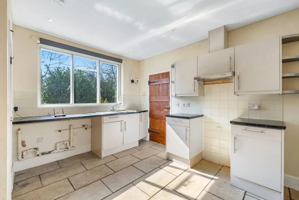 2 bed Character Property