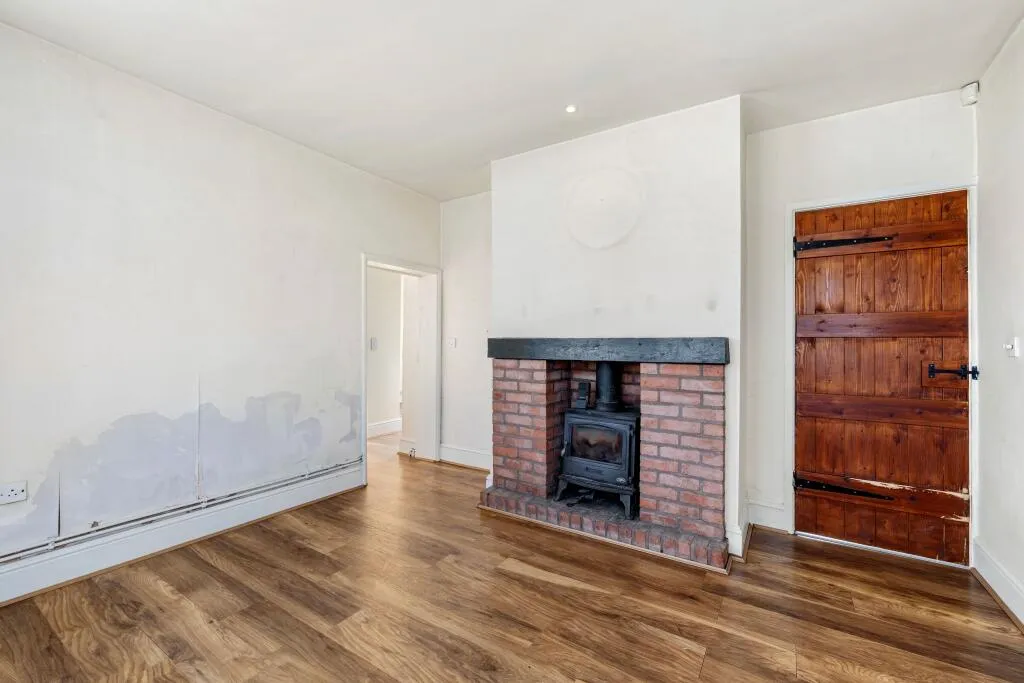 2 bed Character Property