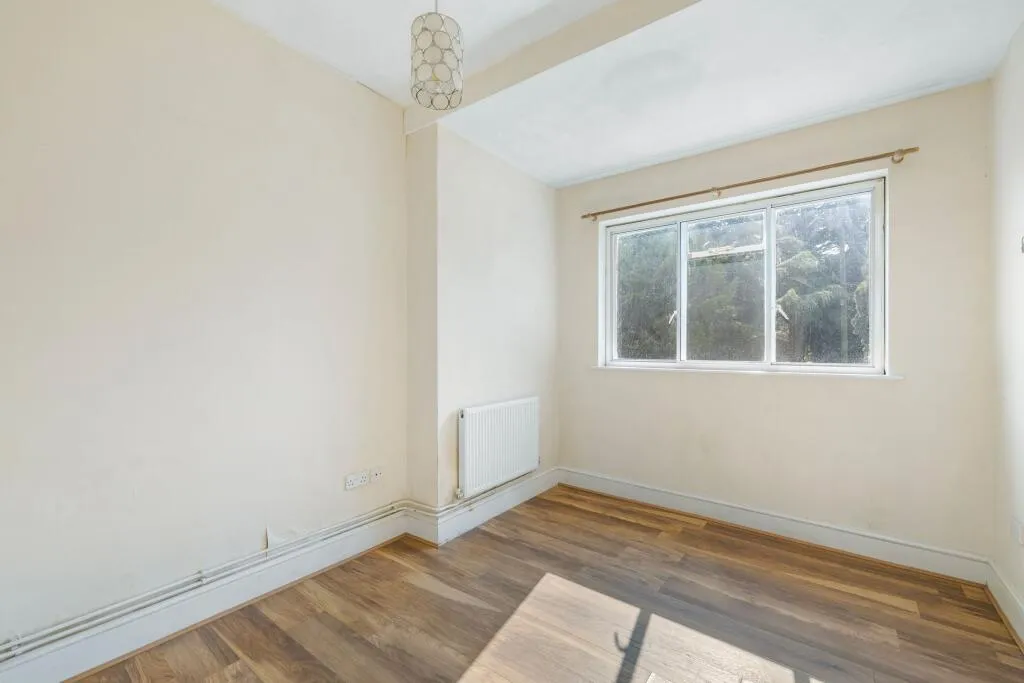 2 bed Character Property