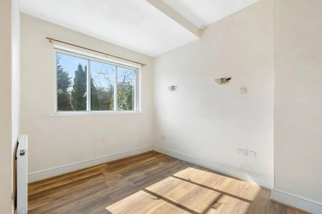 2 bed Character Property