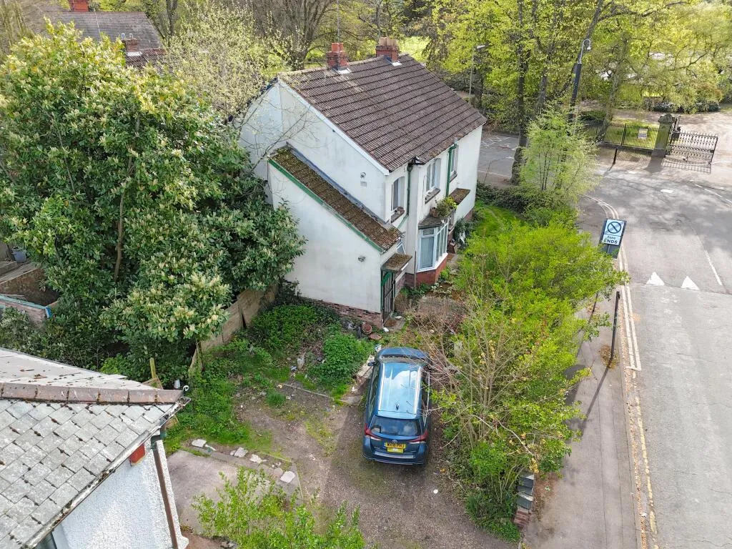 2 bed Block of Apartments