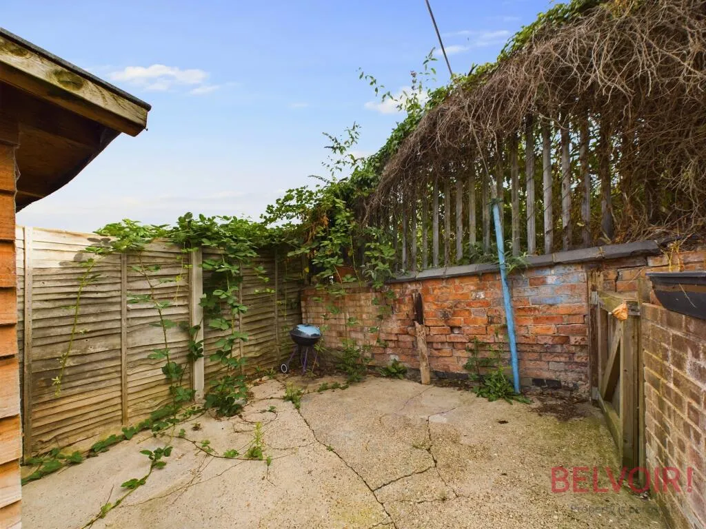 2 bed Terraced