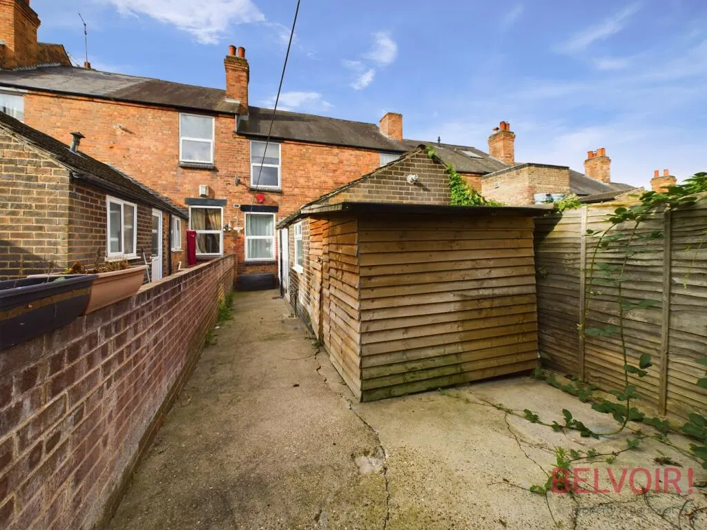 2 bed Terraced