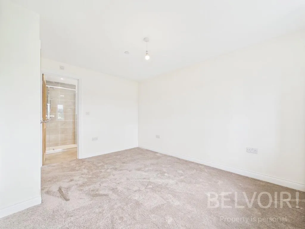 4 bed Detached