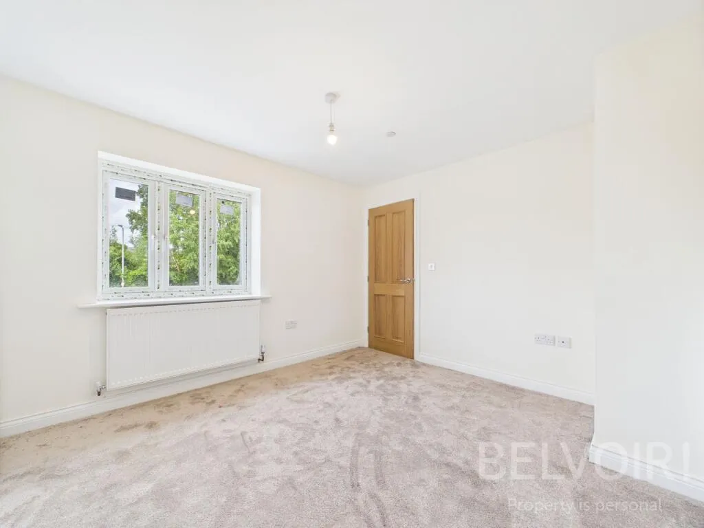 4 bed Detached
