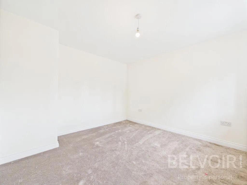 4 bed Detached
